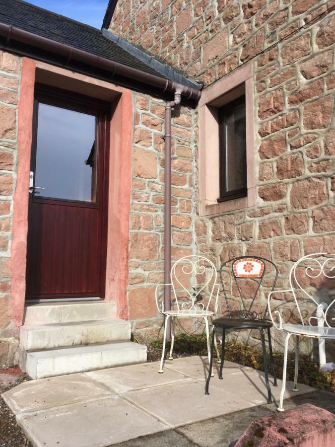 Pammy'S Family Annexe Exclusive Use Hotel Garve Exterior photo